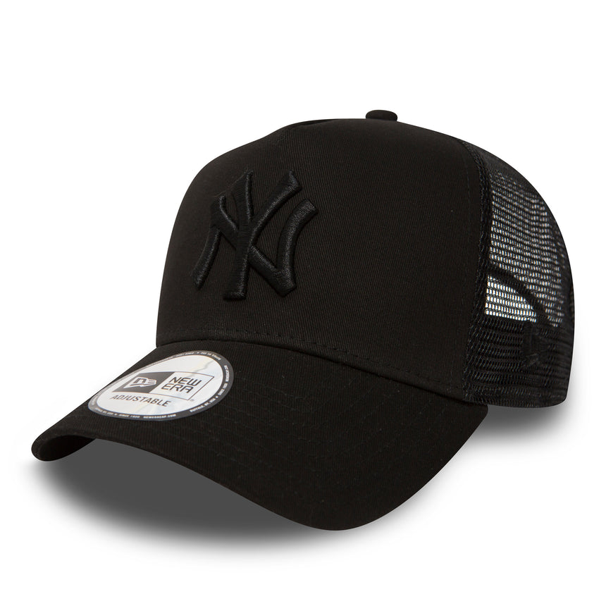 New York Yankees cap, New Era, trucker, full black