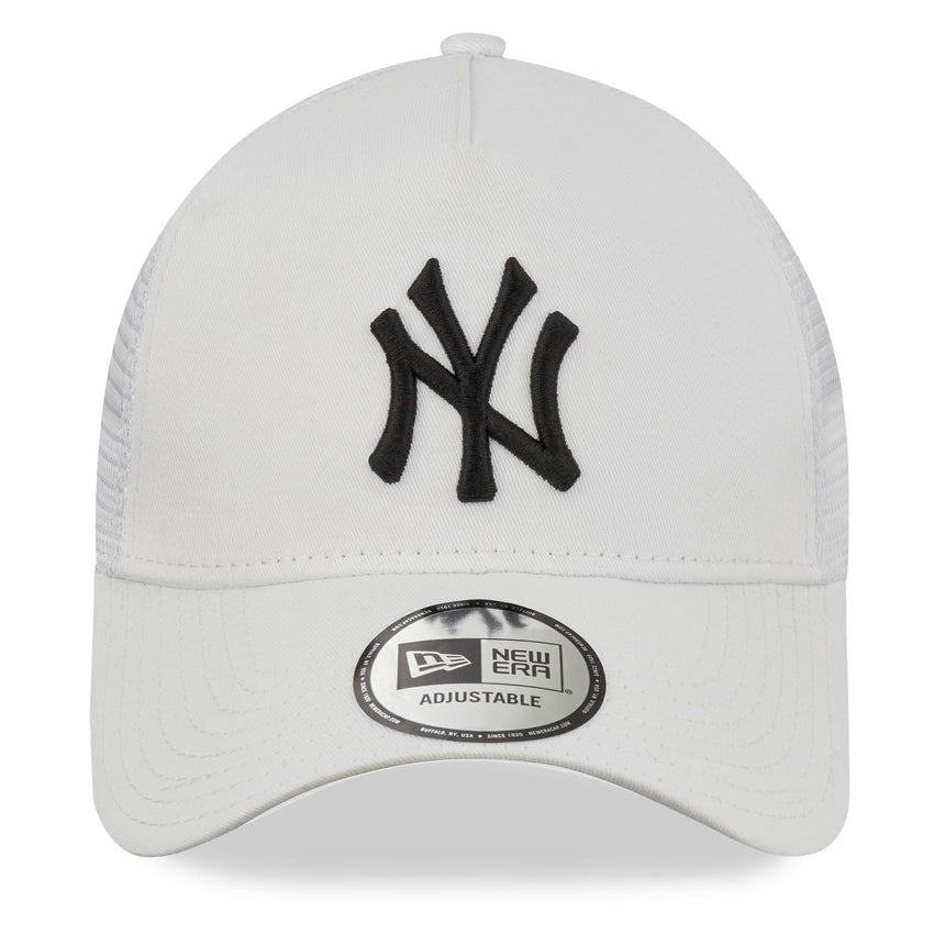 New York Yankees cap, New Era, trucker, essential, white
