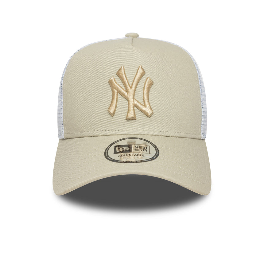New York Yankees cap, New Era, trucker, essential, beige
