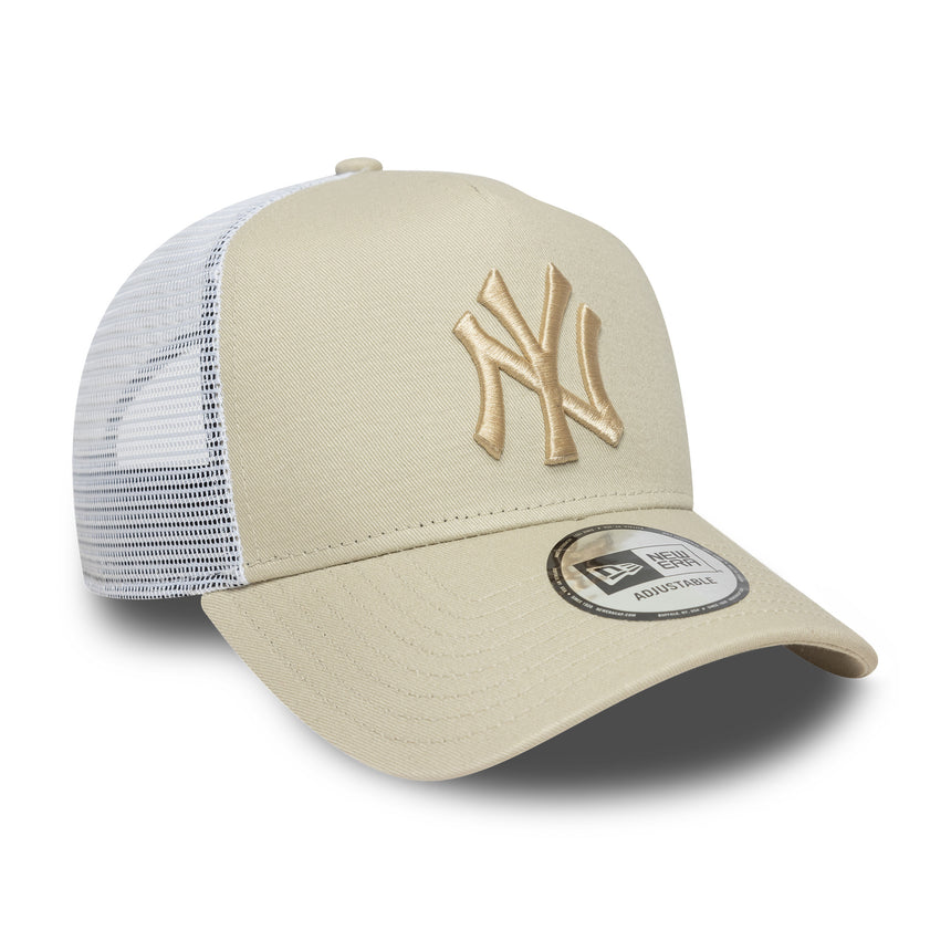 New York Yankees cap, New Era, trucker, essential, beige