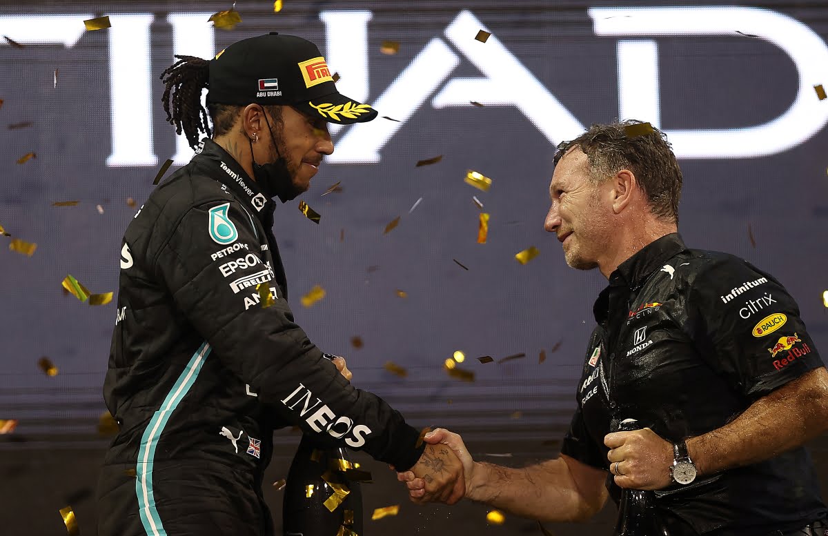 Horner: "Hamilton looks good in red, and this is good for F1 too!"