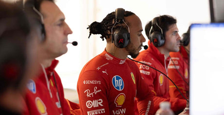 Villeneuve: "Hamilton needs to take control"