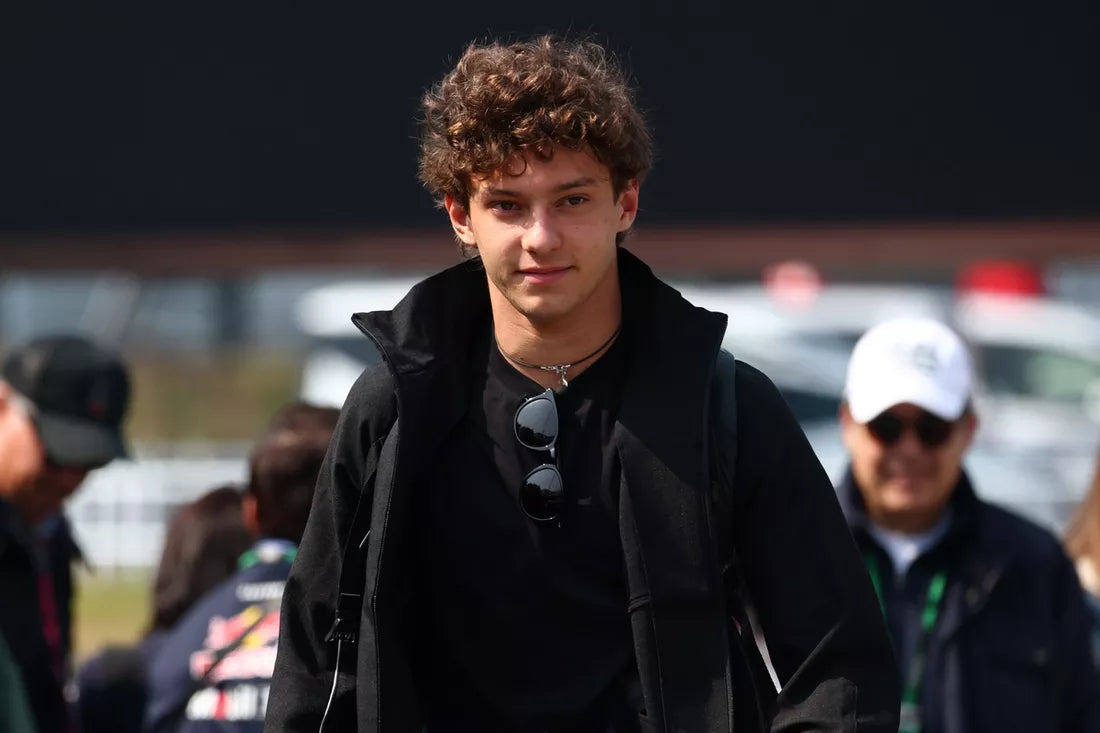 Antonelli maintains strong lead before Azerbaijan