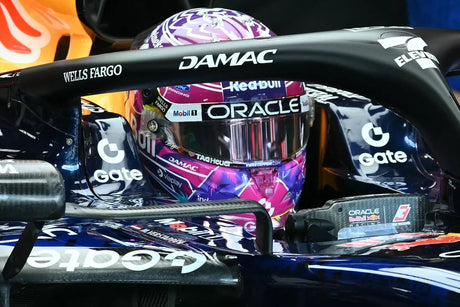 Verstappen claims Singapore pole with strong pace