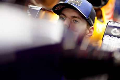 Verstappen takes narrow Singapore pole