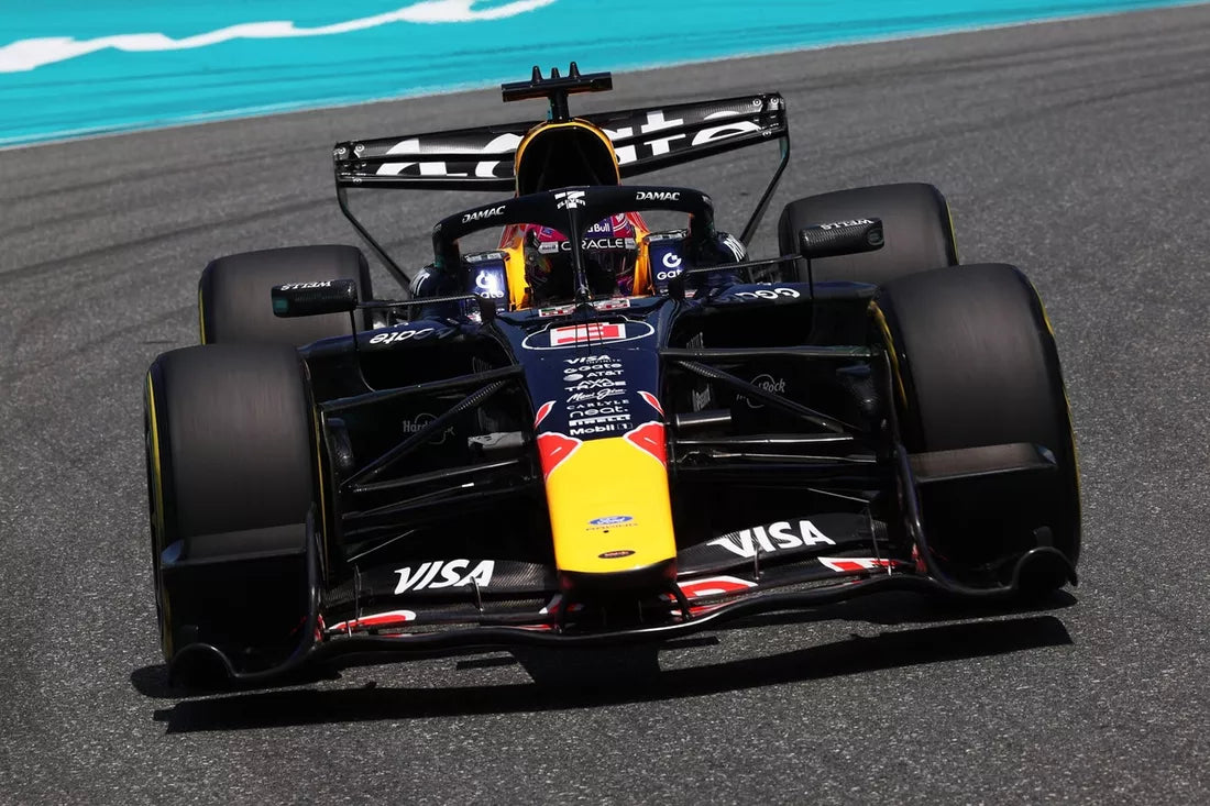 Red Bull ends rotating rear wing after Verstappen crash