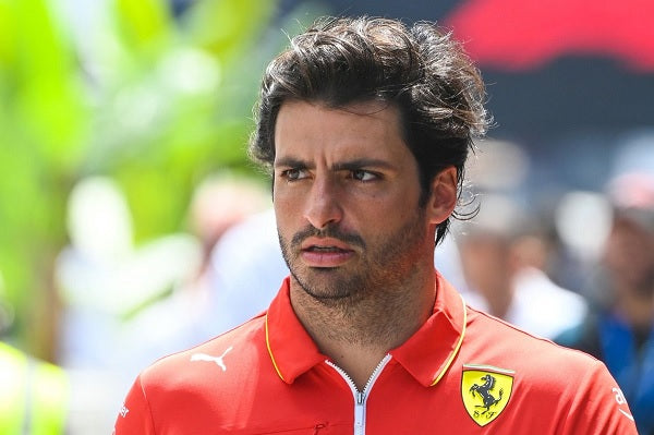 SAINZ already at the Australian Grand Prix: Can he get in the car?