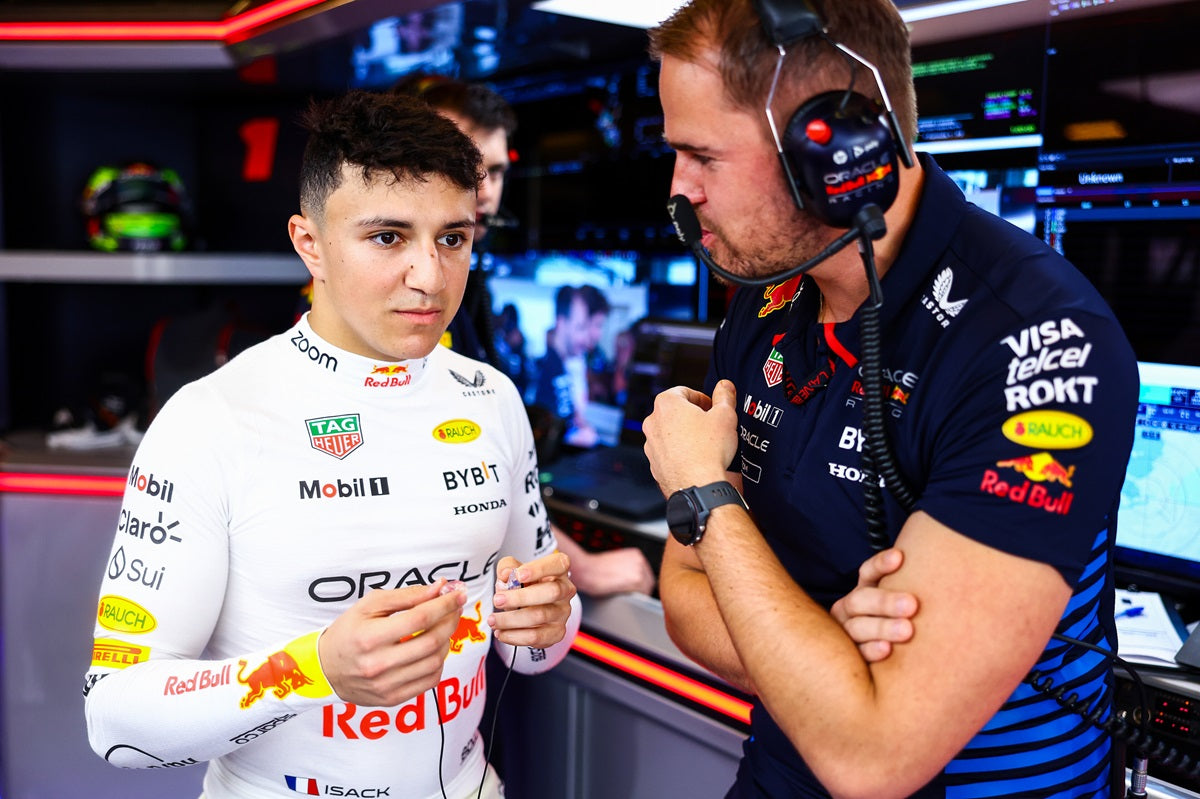 Hadjar: "I want to test myself alongside Verstappen"