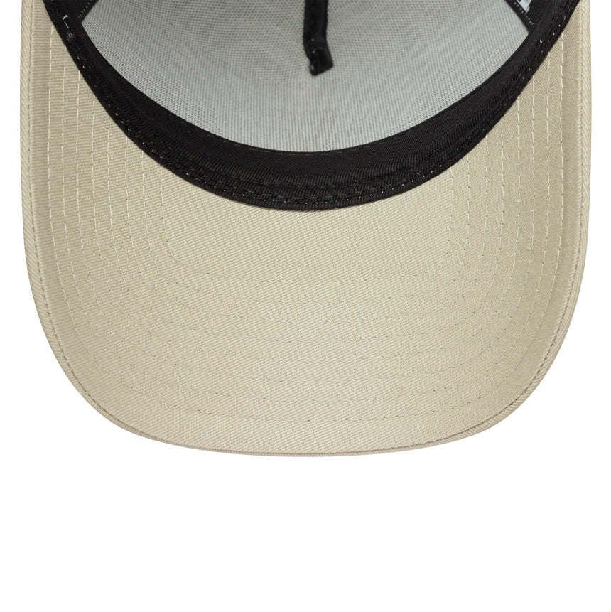 New York Yankees cap, New Era, trucker, essential, beige