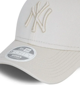 New York Yankees baseball cap, White